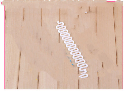 Fishbone dish hair tools